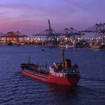 今年西部陆海新通道班列发送货物突破100万标箱