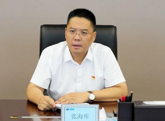 讲话.jpg