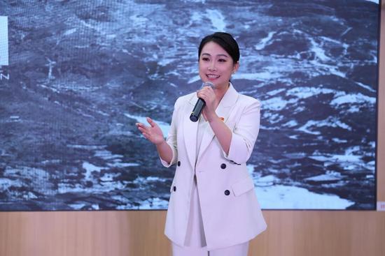 中钨高新-杨晓倩.JPG