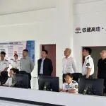 公路運營公司領(lǐng)導(dǎo)一行到泰東項目經(jīng)理部調(diào)研