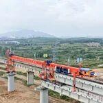 山东首条市域铁路开始架梁