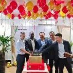 李叶青总裁为华新水泥尼日利亚公司揭牌