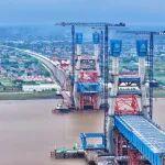 崇啟公鐵長(zhǎng)江大橋雙主塔同日封頂