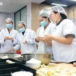很走心！神东食堂自制的手工月饼，送给了这些人……