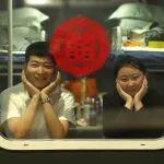 101对夫妻一起坐火车，办大事！