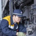 新時(shí)代·鐵路榜樣丨劉效聿：扎根天路三十載 甘做高原“鋪路石”