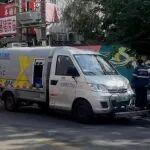 徐州这条网红巷的“脸面”，竟被这台车承包了？！