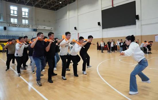 图2.JPG