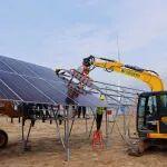 智啟新程！柳工攜手中國安能發(fā)布光伏安裝成套設(shè)備