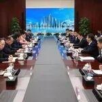 陳衛(wèi)國與鐵四院黨委書記、董事長光振雄會談交流