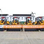 冬季作业能手丨柳工除雪多功能装载机批量发运！