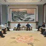 王衛(wèi)中會見天津經開區(qū)客人