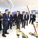 毛偉明率團(tuán)參觀第八屆進(jìn)博會(huì)展館