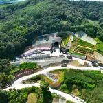 建橋鐵軍鏖戰(zhàn)滇南！文蒙鐵路1標(biāo)穿山越嶺筑通途