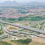 小松9000相关精彩文章--预计到2025年底!河北高速公路将突破9000公里 预计到2025年底!河北高速公路将突破9000公里