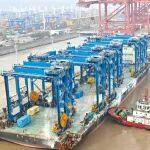 GENMA 12台全自动轮胎吊顺利到港