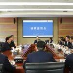 大連賣鏟車相關精彩文章--陳得信到大連調研所屬企業并慰問干部職工 陳得信到大連調研所屬企業并慰問干部職工