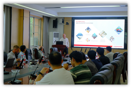 A person giving a presentation to a group of people

AI-generated content may be incorrect.