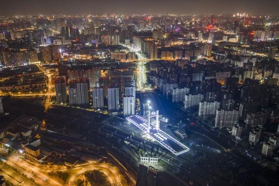 夜间转体施工 刘玉才 (11).jpg