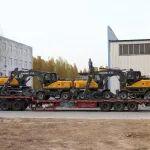 三一95c 9挖掘机参数相关精彩文章--出口案例 · 4台宝鼎95型号抓木机发运越南 出口案例 · 4台宝鼎95型号抓木机发运越南