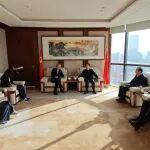 王衛(wèi)中高立平會見民生銀行濟南分行客人