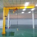 使用旋臂起重機的注意事項