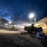 聯(lián)合作戰(zhàn)！晉工新能源電動(dòng)裝載機(jī)征服大型攪拌站!