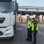 三一2015挖掘机10月相关精彩文章--2015辆次,40万元!江苏高速查处一起跨省假“绿通”逃费案 2015辆次,40万元!江苏高速查处一起跨省假“绿通”逃费案