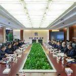 陈文健与贵州省委常委、贵阳市委书记胡忠雄举行会谈