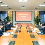 陳得信與國際調(diào)解院秘書長鄭若驊舉行工作會談