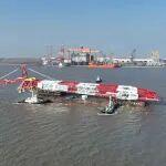 振华重装承建的迪拜5000吨起重机项目臂架顺利发运