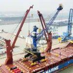 GENMA首款非岸電軌道式MHC起航發(fā)往海外