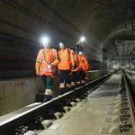 每天定10多個鬧鐘，他們一干就是6年！