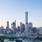 10家房企躋身千億陣營：存量時代品質(zhì)競爭成主流