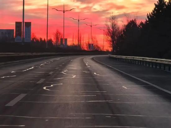 @阿茜 新的一年希望大家都吃的飽飽 沒有煩惱.jpg