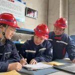 鏗鏘玫瑰重綻煤海