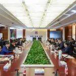 陳文健與郴州市委副書(shū)記、市長(zhǎng)闞保勇舉行會(huì)談