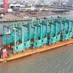 振華重工承制的馬來西亞PTP第二批8臺自動化輪胎吊順利發(fā)運