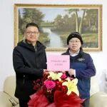 他的逆行沒有片刻猶豫，就像條件反射一樣自然