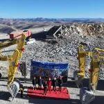 征服4600米海拔工況丨PC395LC-11M0混合動(dòng)力挖掘機(jī)成功交付！