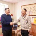 陶家晉看望慰問老領導、勞模、科技功臣和困難職工