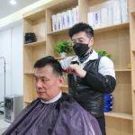 這個機務(wù)段，免費給職工理發(fā)！