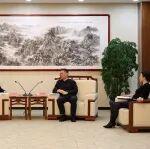 李衛(wèi)華與朝陽市委副書記、市長張鼎耀舉行會談