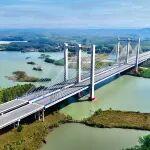 15.2 億人次！“五一” 公路出行迎峰值，新能源、租車(chē)自駕成熱點(diǎn)