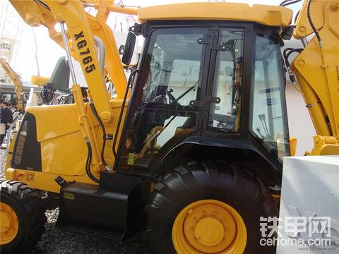 各厂家两头忙大聚会，不全请你来凑齐。