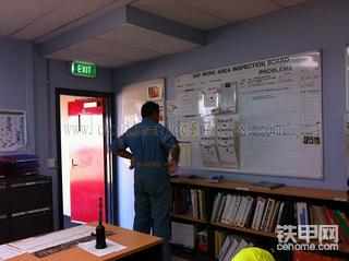 在澳洲安装无电池轮胎压力温度检测系统