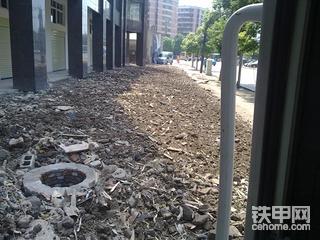 小弟开1年多了请各位高手指导一下