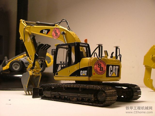 SB租機(jī)公司機(jī)械設(shè)備模型