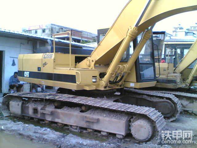 E200B 24万