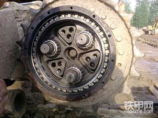 大宇220-5行走減速機(jī)擺線組裝全過成
